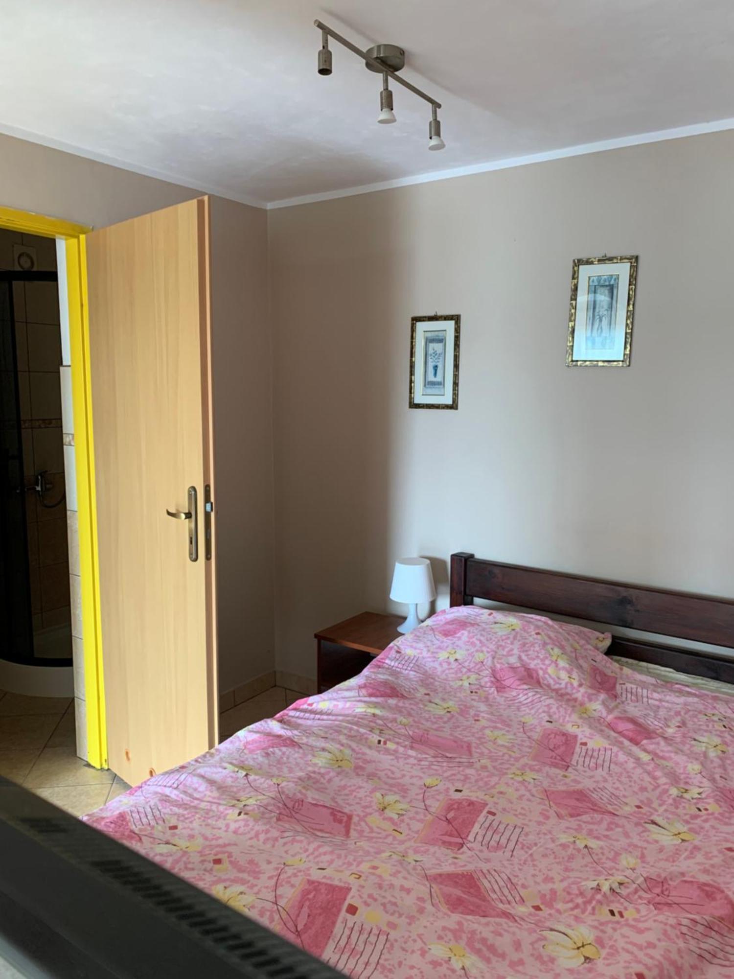 Apartamenty I Pokoje Z Widokiem Na Jezioro Wielewskie Zewnętrze zdjęcie